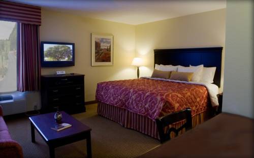 Home-Towne Suites Columbus