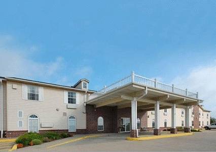 Quality Inn & Suites Chesterfield Village